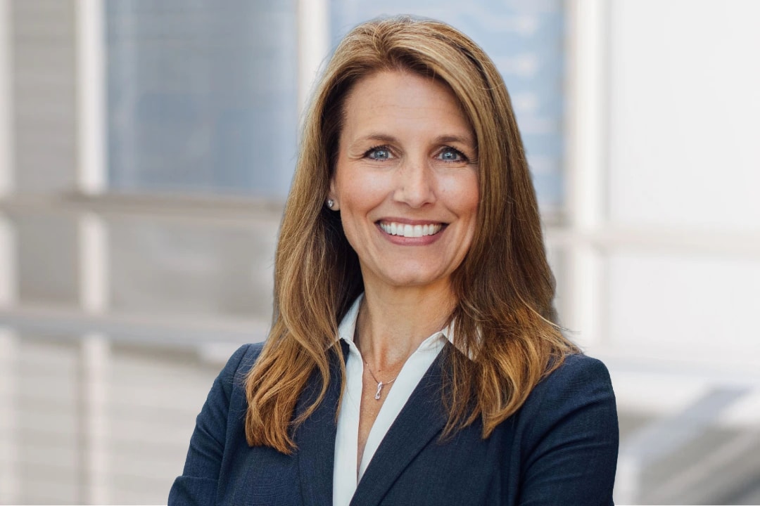 Julie Ausherman headshot